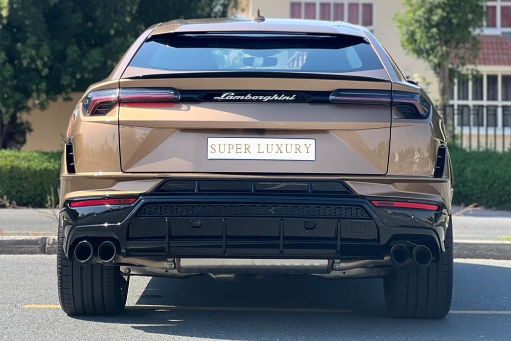 Lamborghini urus S 2024 