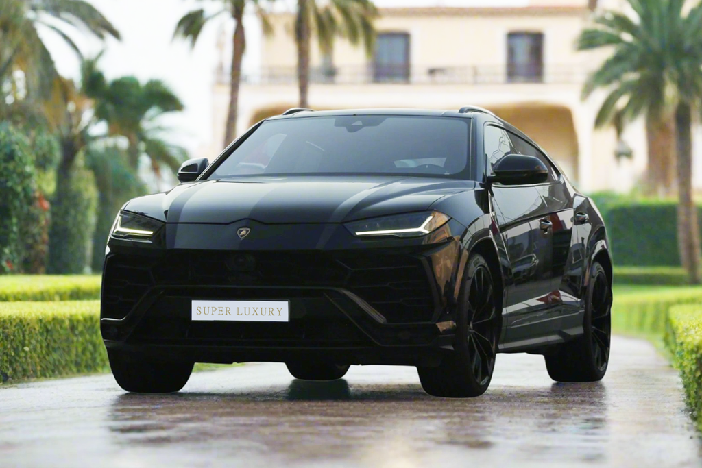 Renting a Lamborghini Urus in Dubai