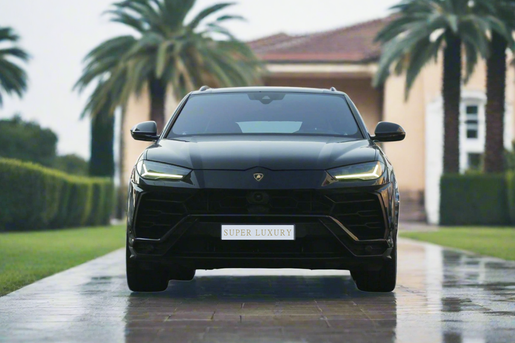 Renting a Lamborghini Urus in Dubai